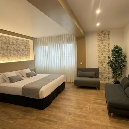 Szálloda Rey Don Sancho 3*