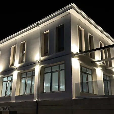 Rey Don Sancho Szálloda 3*