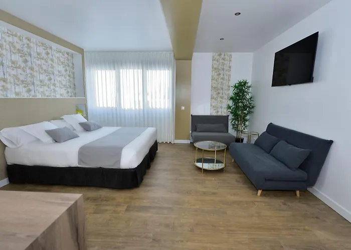 Rey Don Sancho Zamora