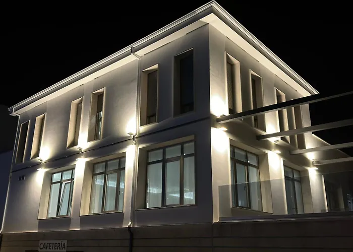 Rey Don Sancho Hotel 3*